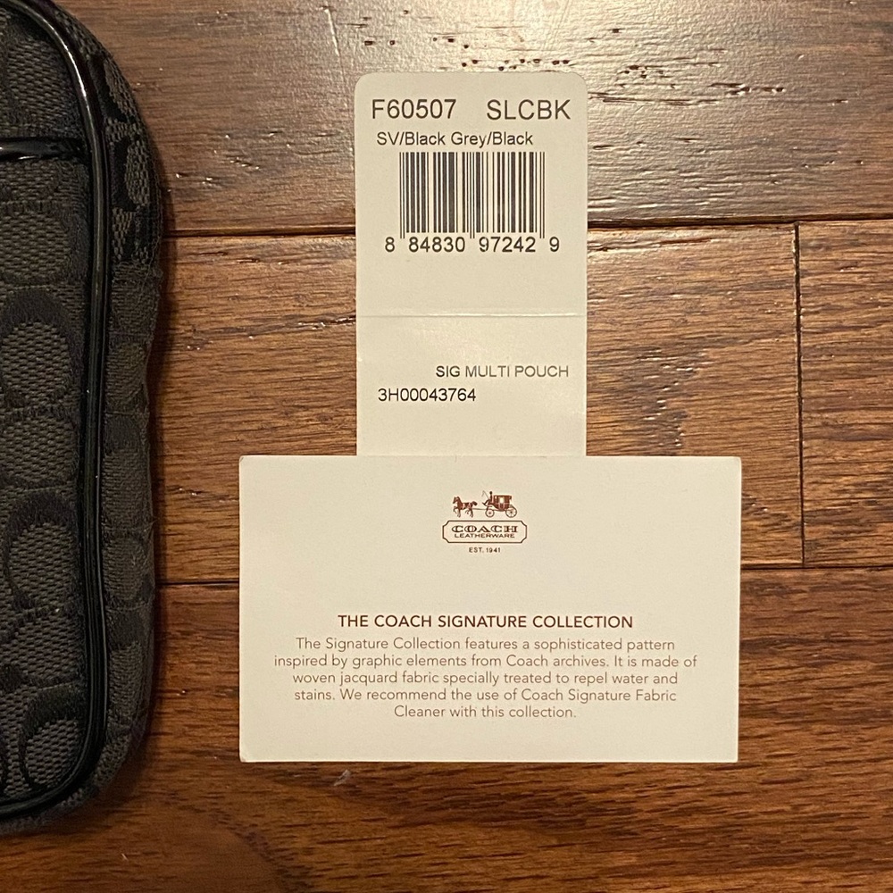 Coach Signature Multi Pouch - Picture 5 of 7